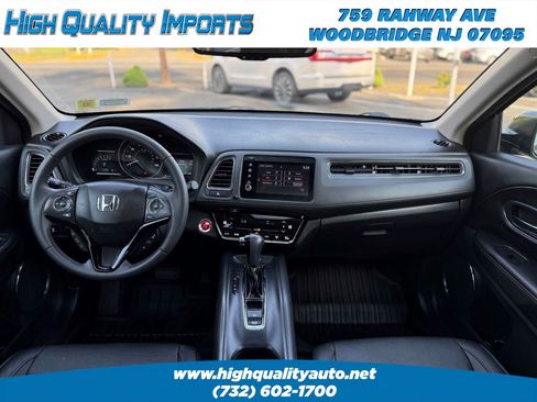 Used 2021 Honda HR-V EX-L image 25
