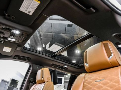 Used 2021 Cadillac Escalade ESV Sport w/ Heavy-Duty Trailer Package AWD/4WD image 7