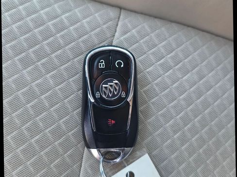 Used 2017 Buick Encore Preferred FWD image 19