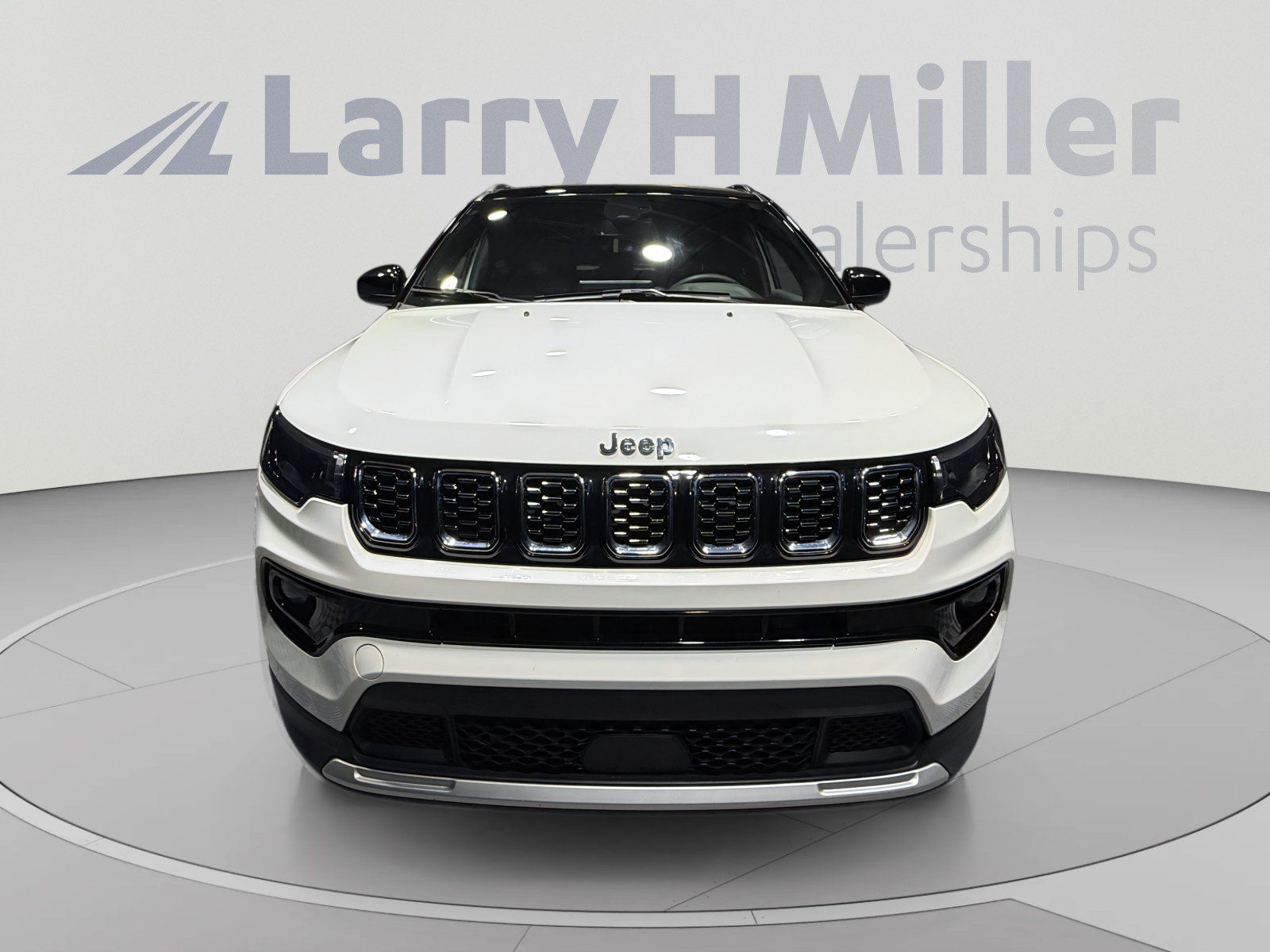 Used 2025 Jeep Compass Limited AWD/4WD image 8