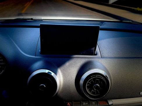 Used 2018 Audi A3 2.0T Premium w/ Convenience Package image 13