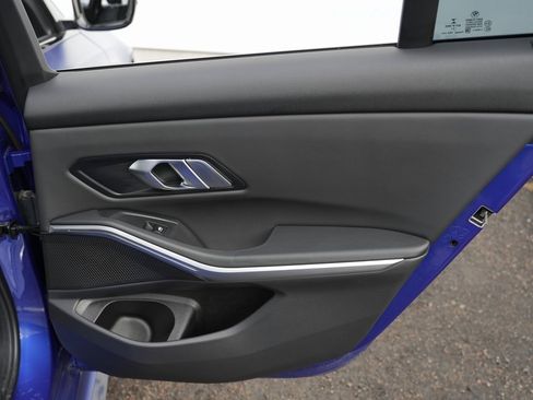 Used 2022 BMW 330i xDrive Sedan w/ M Sport Package image 72