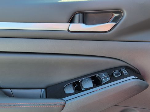 New 2026 Nissan Altima 2.5 SR FWD image 22