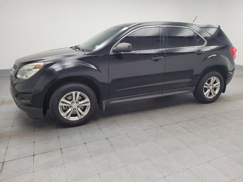 Used 2017 Chevrolet Equinox LS FWD image 2