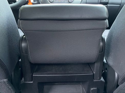 Used 2019 Chevrolet Silverado 1500 LT AWD/4WD image 26