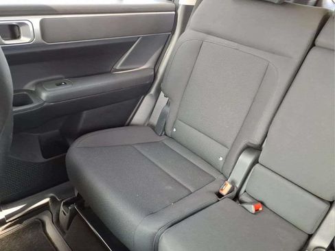 Used 2025 Hyundai Santa Fe SE FWD image 15