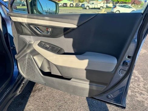 Used 2020 Subaru Outback Premium image 22