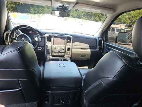 Used 2018 RAM 2500 Laramie w/ Sport Appearance Group AWD/4WD image 30