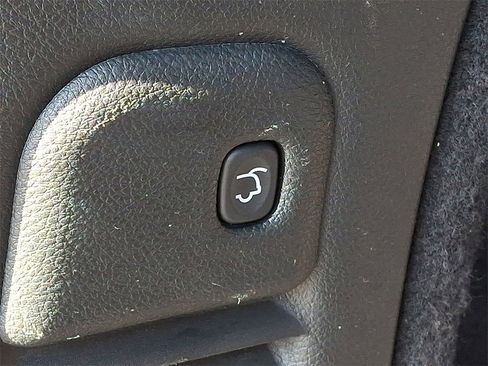 Used 2022 Dodge Durango GT image 31