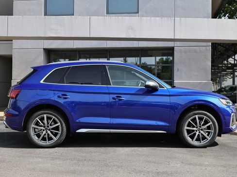 Used 2023 Audi SQ5 Prestige w/ Prestige Package AWD/4WD image 4