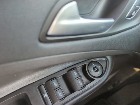 Used 2017 Ford Escape SE AWD/4WD image 18
