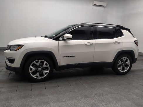 Used 2019 Jeep Compass Limited FWD image 2