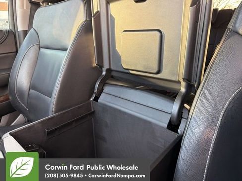 Used 2018 Chevrolet Tahoe LT w/ Luxury Package image 22