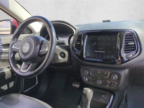 Used 2019 Jeep Compass Limited image 25