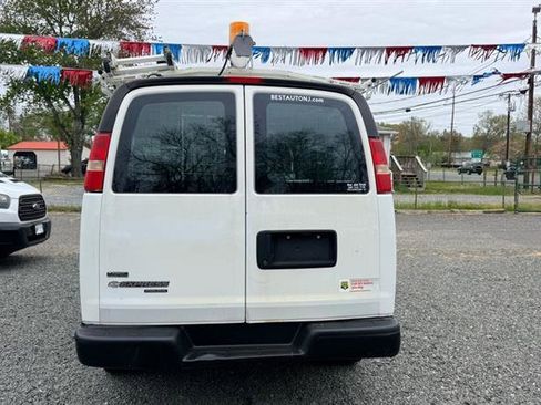 Used 2011 Chevrolet Express 2500 RWD image 7