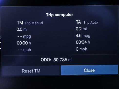 Certified 2025 Volvo V60 B5 Cross Country Plus image 12