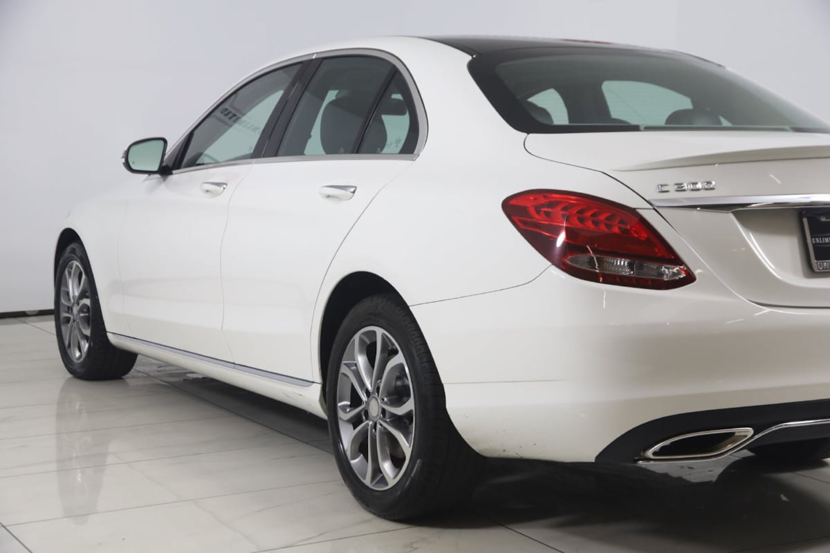 Used 2016 Mercedes-Benz C 300 4MATIC Sedan image 21