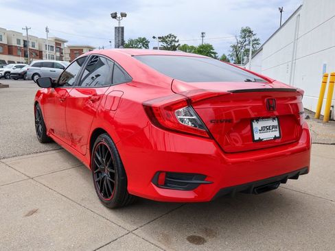Used 2020 Honda Civic Sport image 3