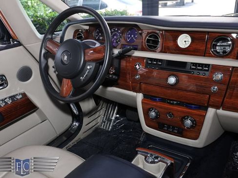 Used 2009 Rolls-Royce Phantom Coupe RWD image 24