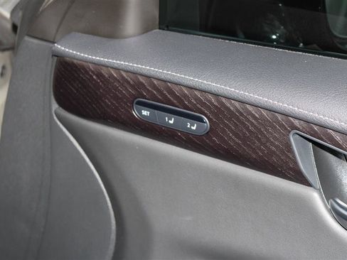 Used 2023 INFINITI QX60 Sensory w/ Vision Package image 16