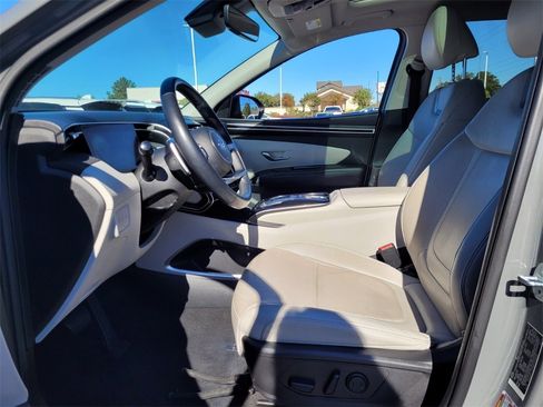 Used 2024 Hyundai Tucson Limited image 4