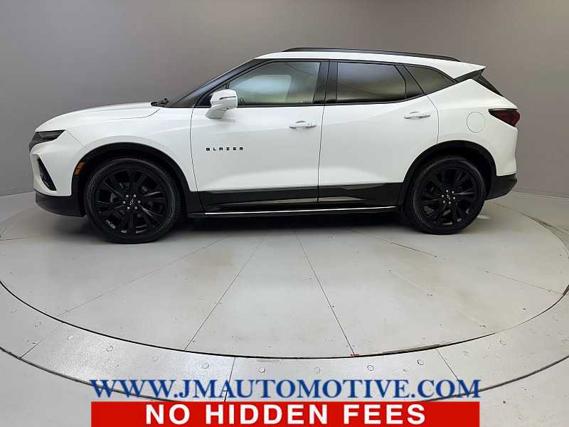Used 2019 Chevrolet Blazer RS AWD/4WD image 2