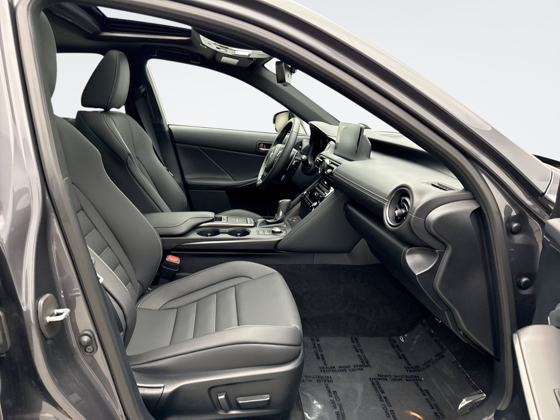 Used 2023 Lexus IS 350 F Sport w/ Memory Package AWD/4WD image 9