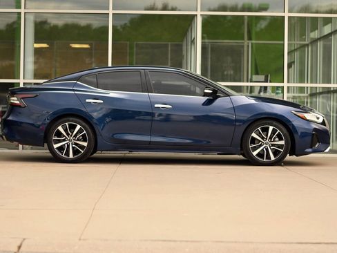 Used 2023 Nissan Maxima SV w/ Floor Mat Group image 12