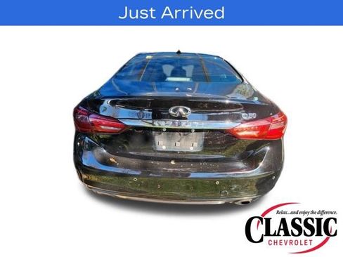 Used 2018 INFINITI Q50 Luxe w/ Sensory Package (Luxe) image 9