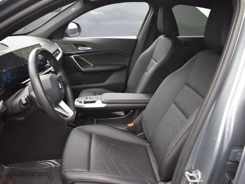 Used 2026 BMW X2 xDrive28i AWD/4WD image 10