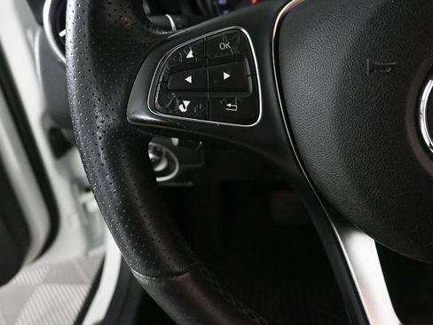 Used 2020 Mercedes-Benz GLA 250 4MATIC image 10