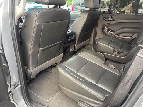 Used 2019 GMC Yukon SLT w/ Premium Edition AWD/4WD image 6