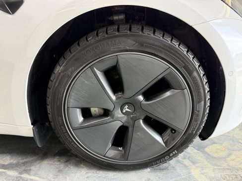 Used 2021 Tesla Model 3 Standard Range Plus RWD image 27