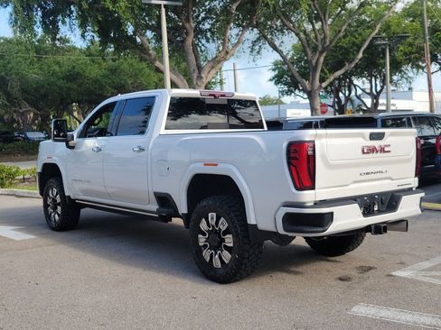 Certified 2024 GMC Sierra 2500 Denali w/ Denali Reserve Package AWD/4WD image 3