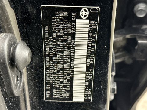 Used 2024 Toyota Corolla LE image 19