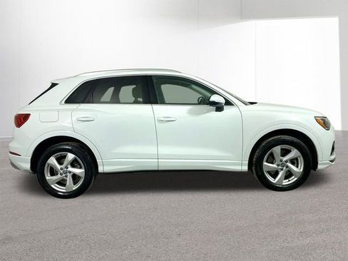 Used 2020 Audi Q3 2.0T Premium w/ Convenience Package image 37