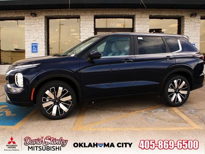 New 2025 Mitsubishi Outlander SE