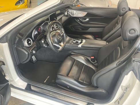 Used 2017 Mercedes-Benz C 300 4MATIC Cabriolet image 38