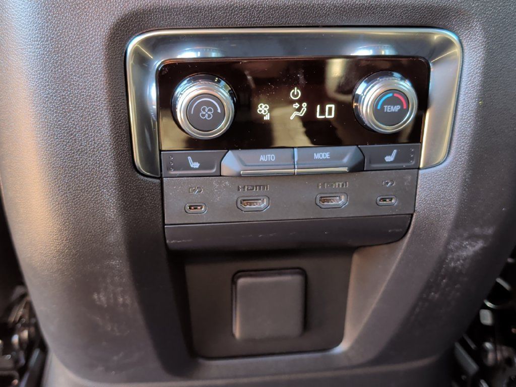 New 2026 GMC Yukon XL AT4 w/ AT4 Premium Plus Package AWD/4WD image 37