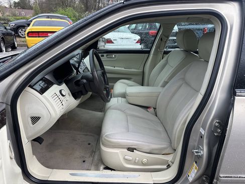 Used 2008 Cadillac DTS FWD image 19
