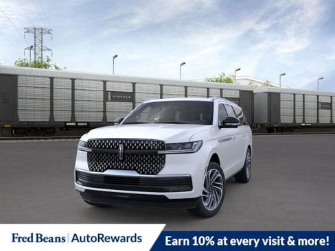 New 2026 Lincoln Navigator L Reserve AWD/4WD image 2
