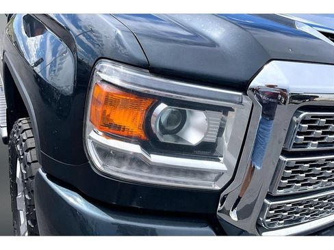 Used 2018 GMC Sierra 3500 Denali w/ Duramax Plus Package AWD/4WD image 26