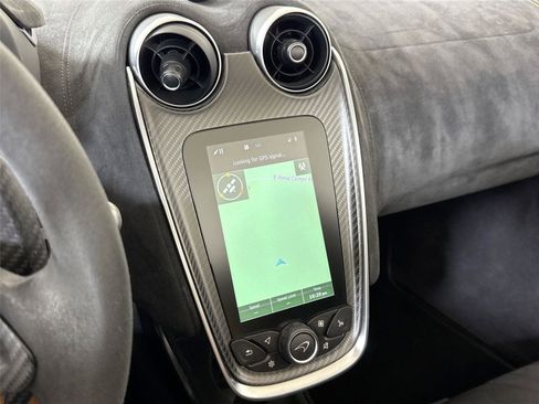 Used 2020 McLaren 600LT Spider image 20