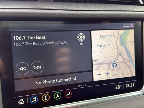 Used 2021 GMC Yukon Denali w/ Denali Premium Package image 19