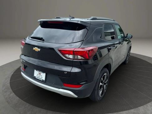 Used 2025 Chevrolet TrailBlazer LT w/ LT Cold Weather Package FWD image 6