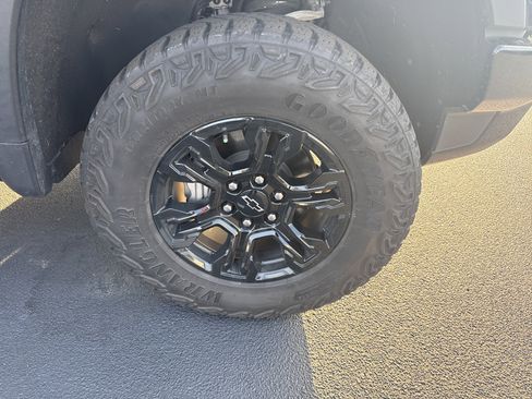 Certified 2024 Chevrolet Silverado 1500 ZR2 image 47