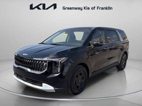 New 2026 Kia Carnival FWD image 3