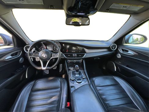 Used 2018 Alfa Romeo Giulia Ti w/ Quick Order Package 22X Lusso image 19