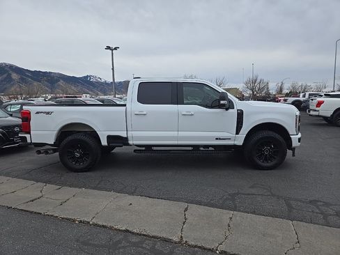 Used 2024 Ford F250 XLT w/ XLT Premium Package image 4