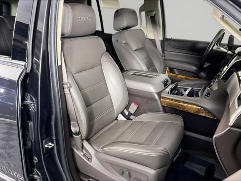 Used 2016 GMC Yukon Denali w/ Open Road Package AWD/4WD image 26